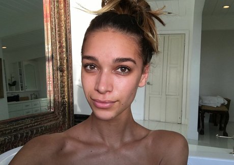 April Love Geary art model pics