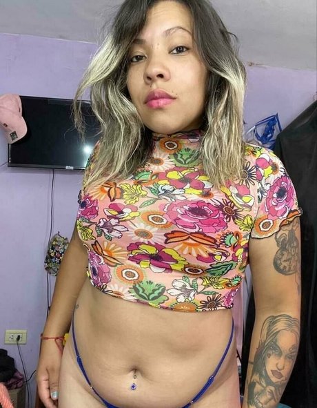 crysttaal 30 sexy model gallery