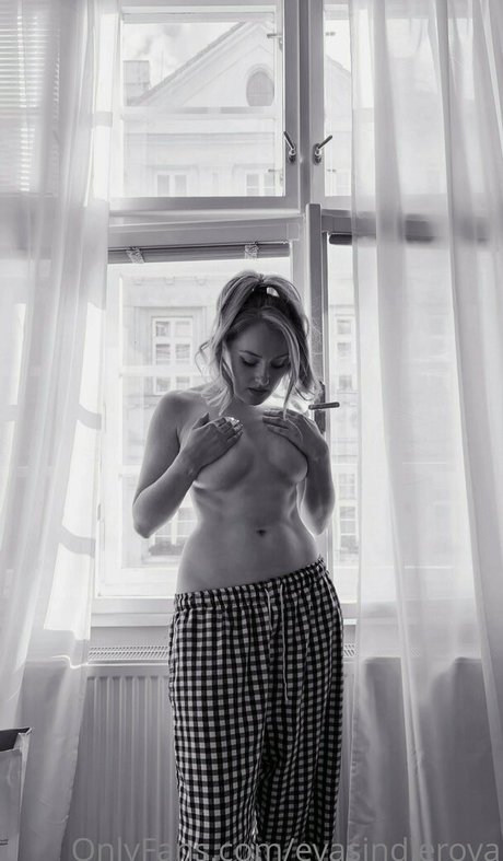 evasindlerova model beautiful img