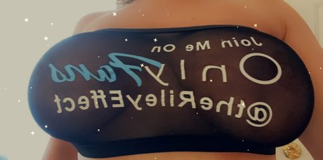 therileyeffect pornstar photo