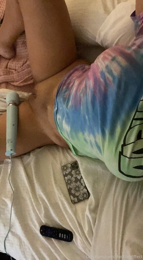 therileyeffect pornstar naked pic