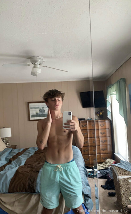 young asian onlyfans nude photo