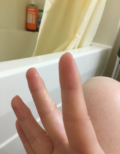 pawgblogbaby nude model pics