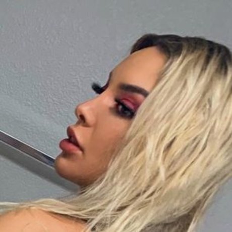 Kencake model top image