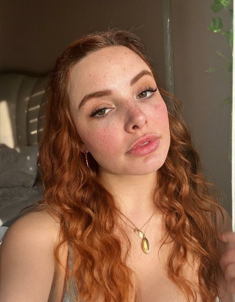 Kencake model nude pics