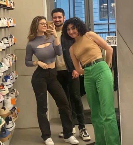 Nina Joy high quality pornstar pic