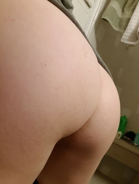 Isadora Basile free actress photos