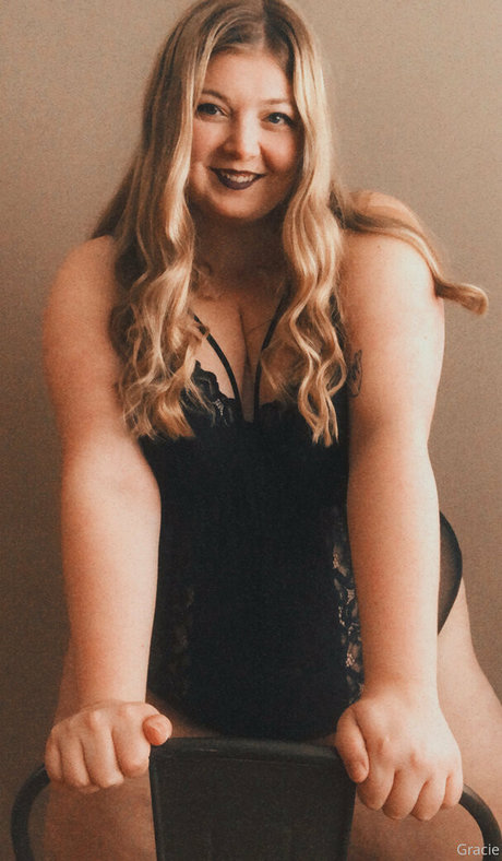 itsgracie nude model gallery