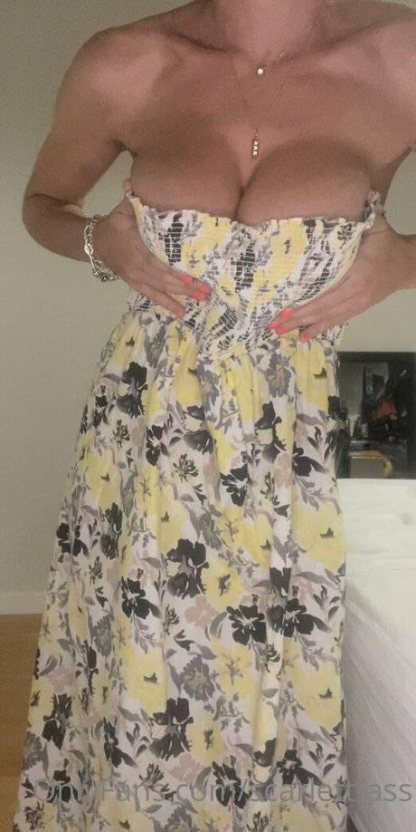 scarlett ass pornstar adult galleries