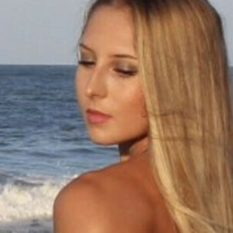 Kelly Young model sexy galleries