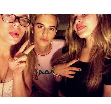 SophieSommers naked star picture