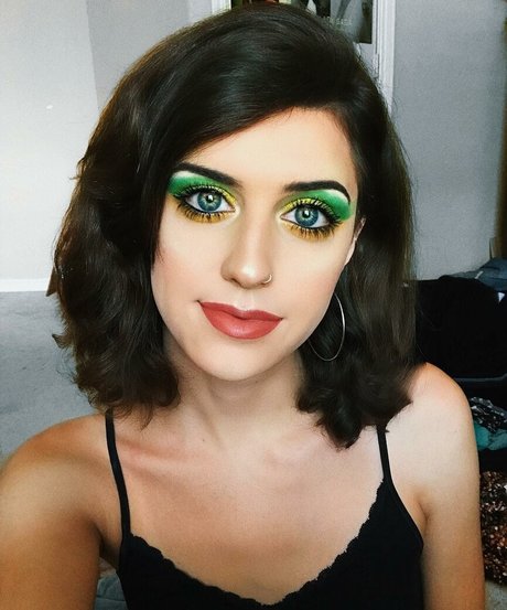 SophieSommers pornographic actress picture