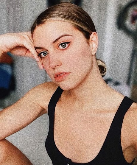 hottest trans onlyfans hot picture