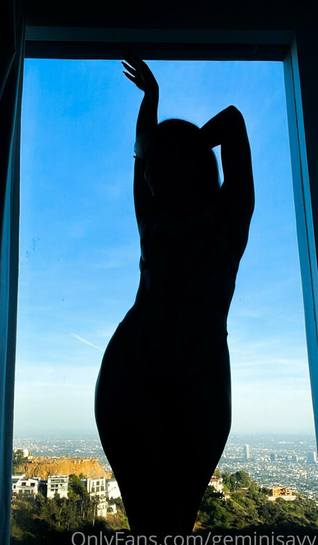 Geminisavy nude pornstar img