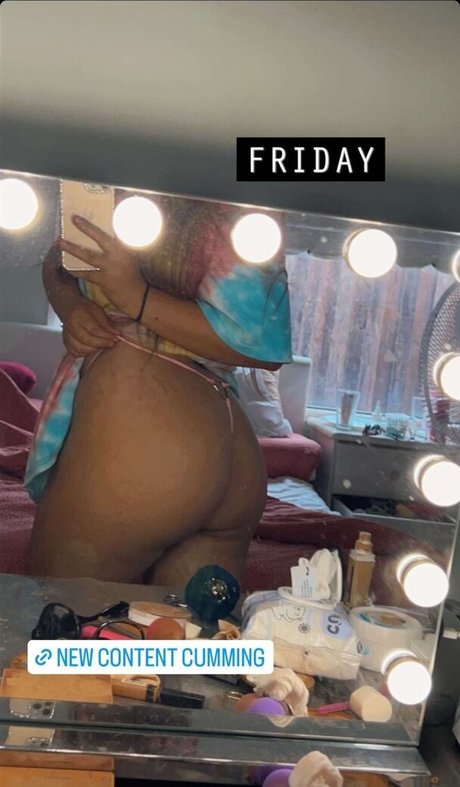 Stacey Hoult free model photos