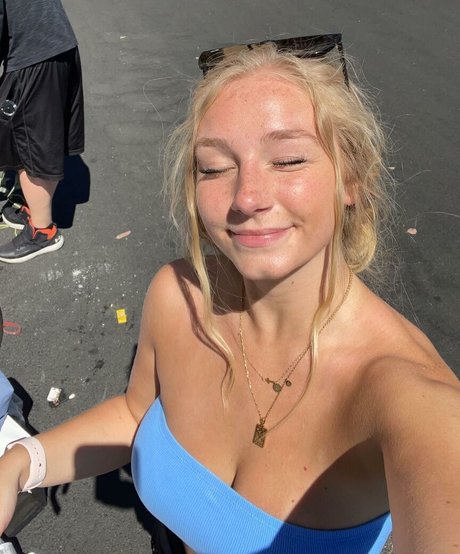 Hannah Alyssa Woods model nudes images