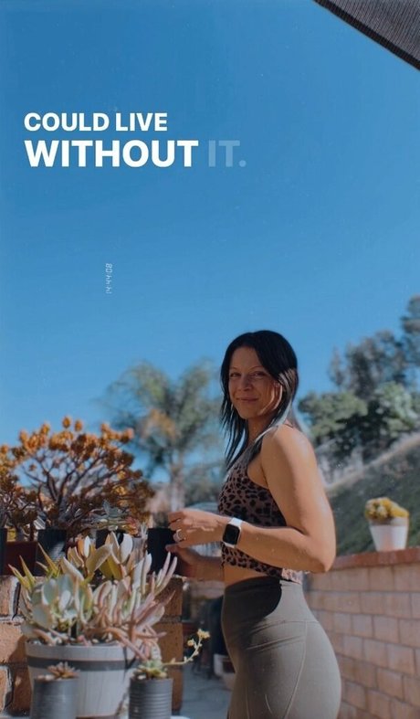 Kora Raw hot actress photos