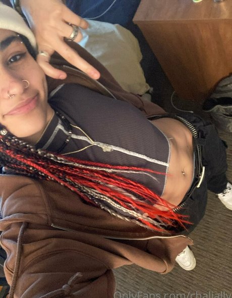 chalially pretty pornstar img