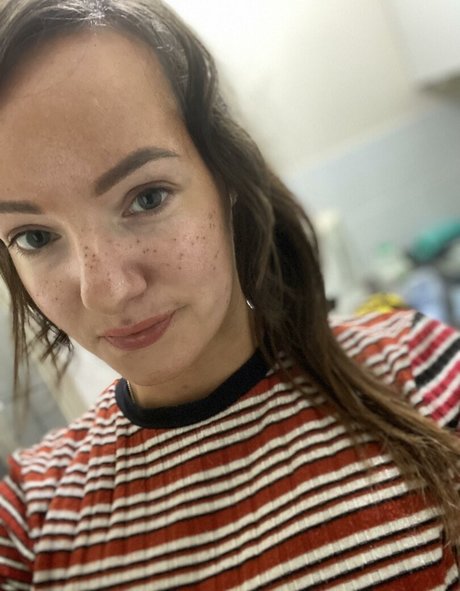 Maisey Brooks model perfect galleries