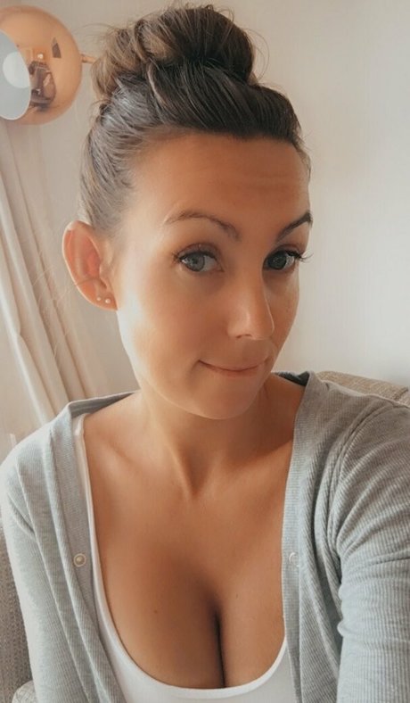 oliviacyd1 nice actress pictures