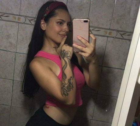 lulycal21 sexy actress image