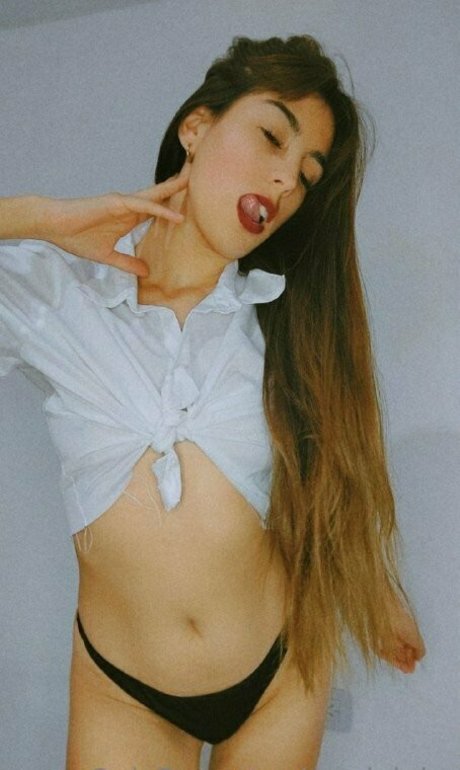 marlelulu model nude archive