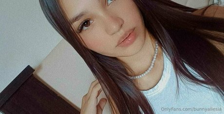 bunnyallesia model high quality archive