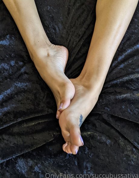 succubussativa star erotic photo