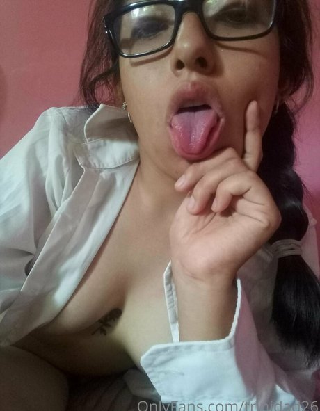 trinidad26 erotic model images