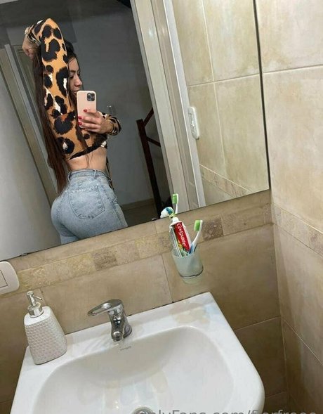 florfreee star nudes pic