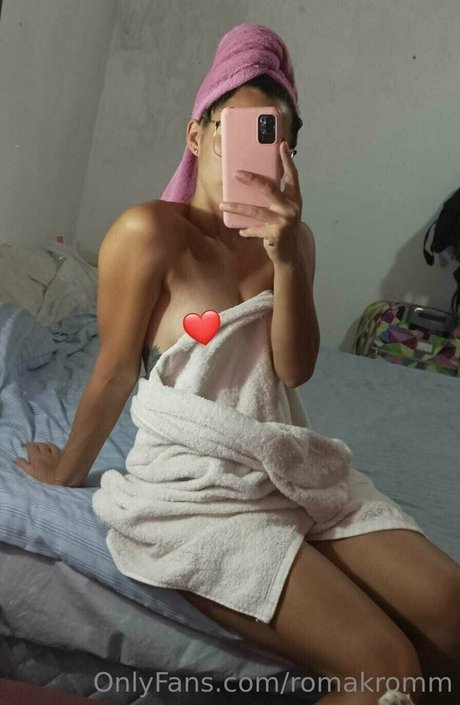 romakromm actress gallery