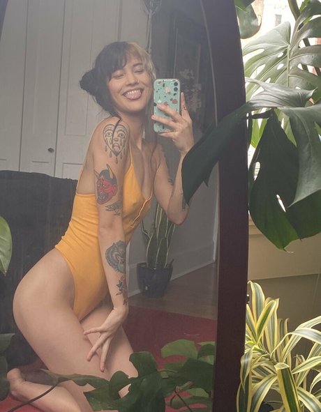 curly ebony onlyfans free image