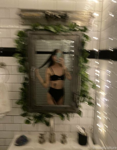 whoreticulture nice model pic