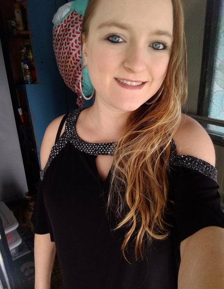 aprilrose1992 pornstar hd picture