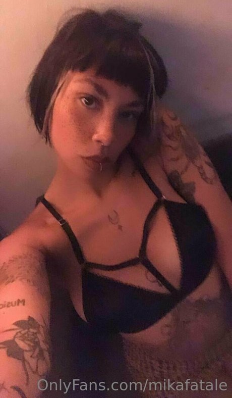 mikafatale nude star picture