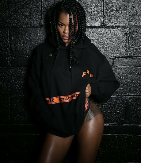 Teyana Taylor sex model picture