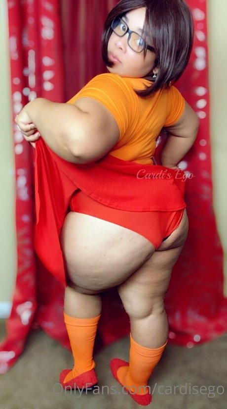 cardisego nude model pictures