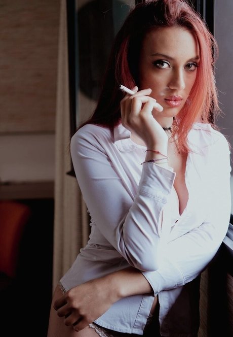 Martina Amoro star top galleries