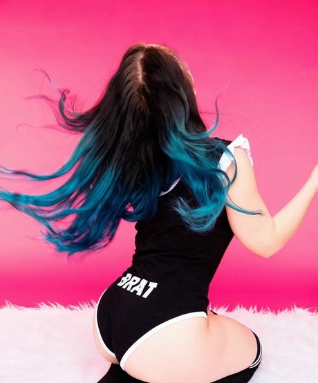 CuteMissLiz free pornstar galleries