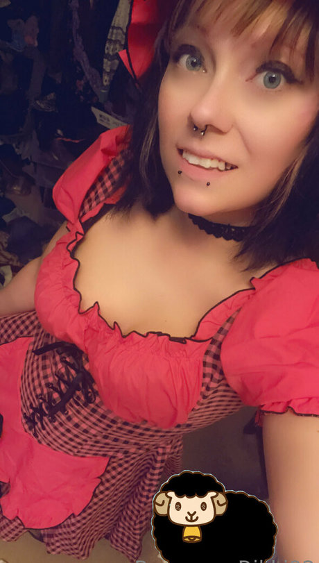 ravenousrikki92 star nudes pics