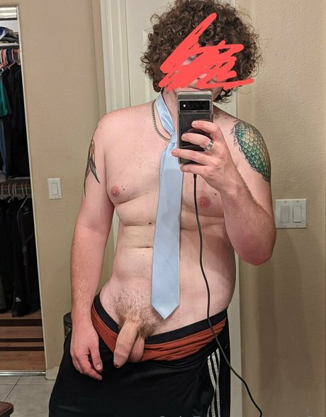 grav3y pornstar photo