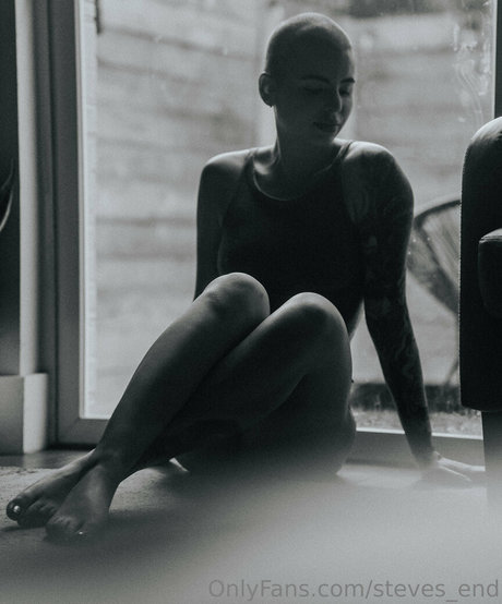 steves end naked pornstar photo