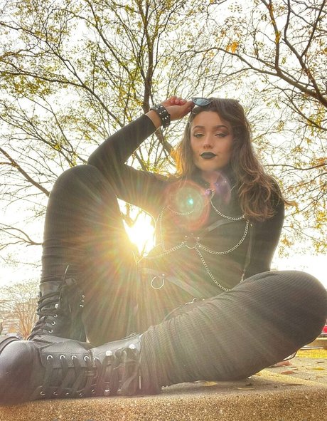 divinesugarandspice model top gallery