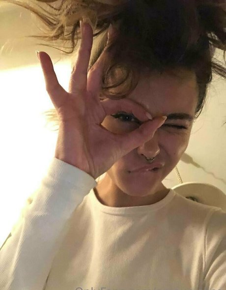 amour alice pornstar image