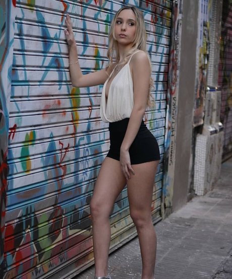 agusdigri model nice image