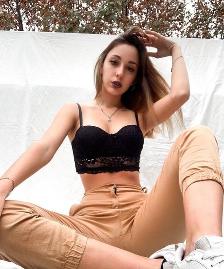 agusdigri model adult images