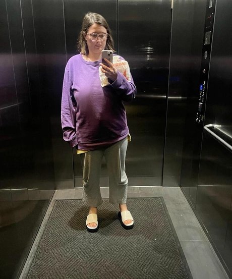 hairy pregnant onlyfans beautiful naked photo