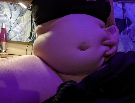 abbybeebelly hot pornstar pic