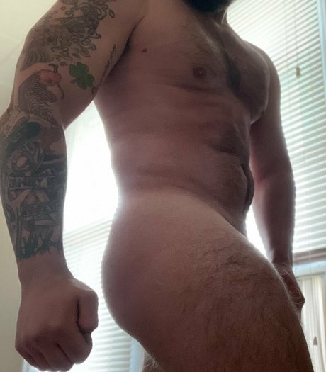 thecavemanxxx nude model galleries