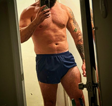 thecavemanxxx naked pornstar galleries